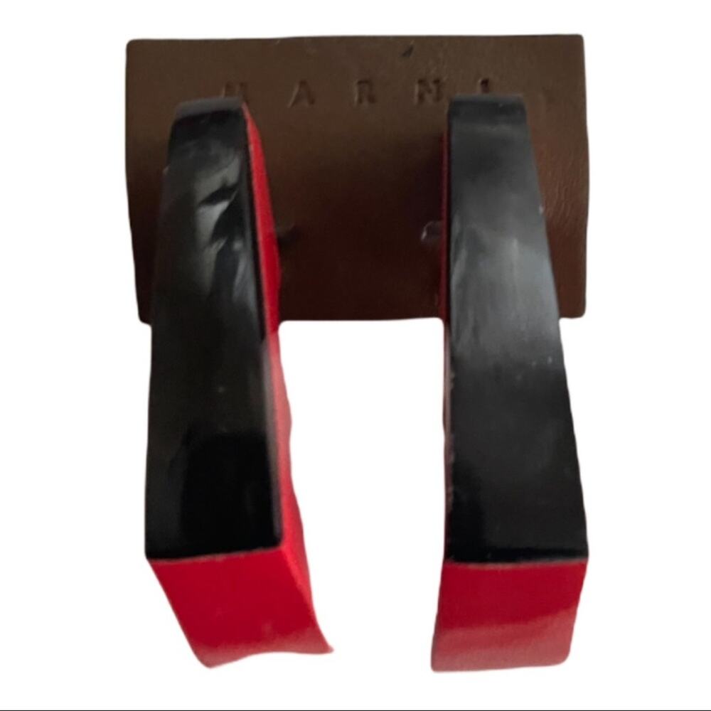 Marni Resin Geometric Earrings in Red and Black - Picture 10 of 10